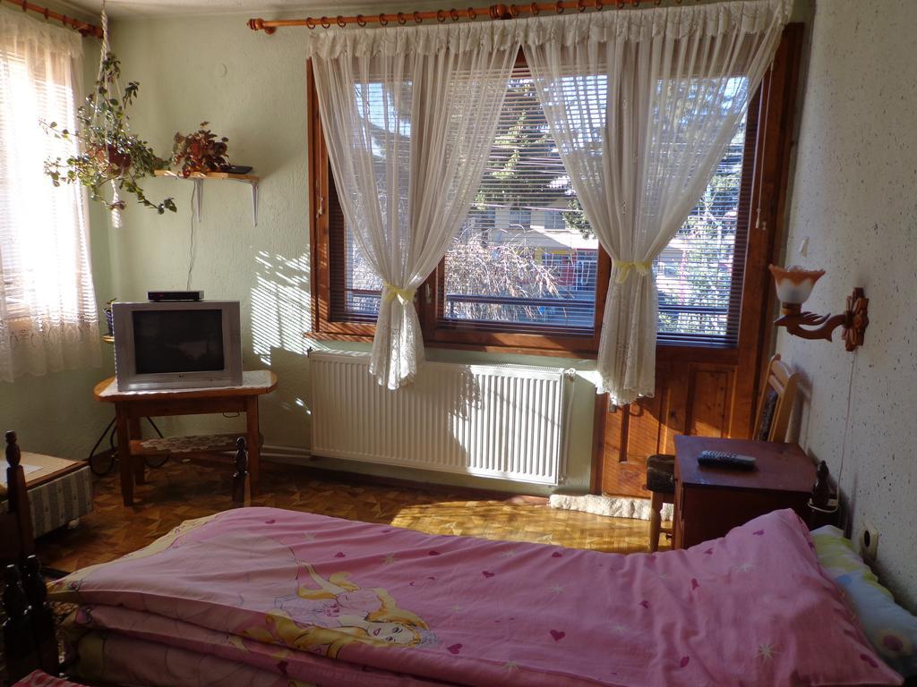 Family Hotel Ecorelax Madzhare Exterior foto